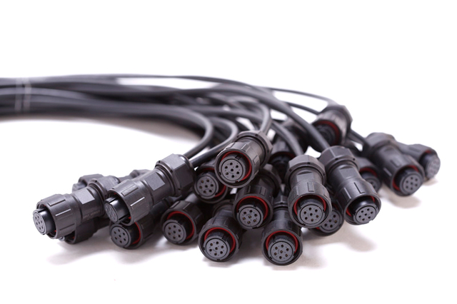 机箱外通讯线束